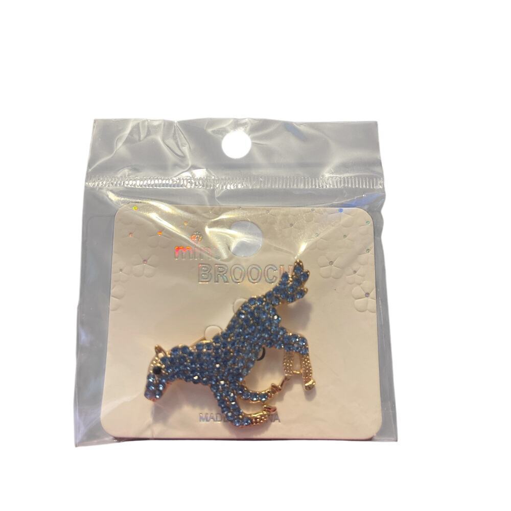 MINT BROOCH BLUE SPARKLES HORSE ON GOLD PLATED